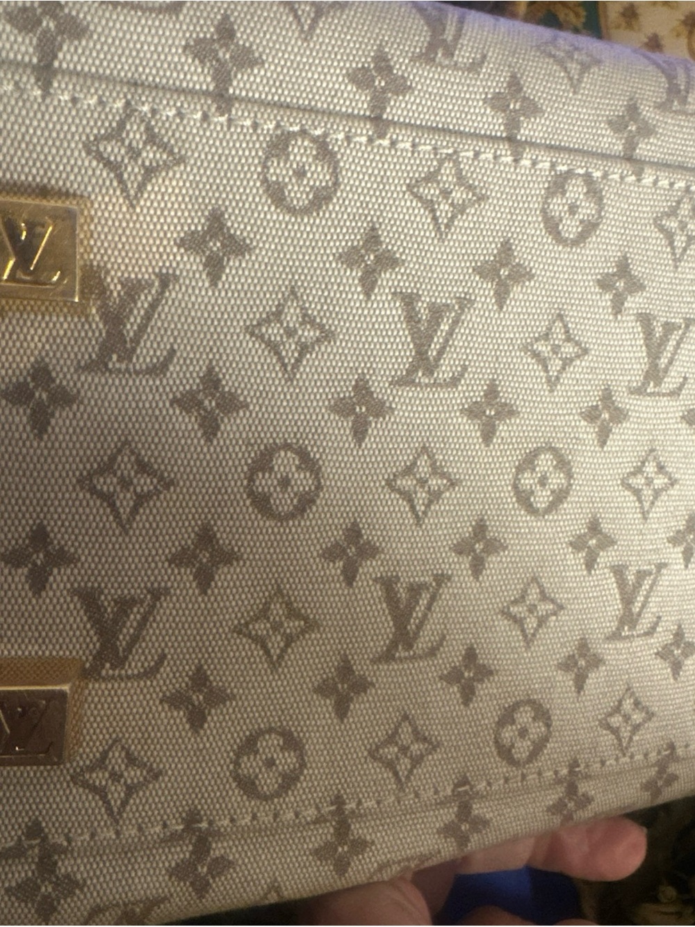 Louis Vuitton Beige Monogram Mini Lin
Josephine GM Boston bag EUC - Picture 16 of 16